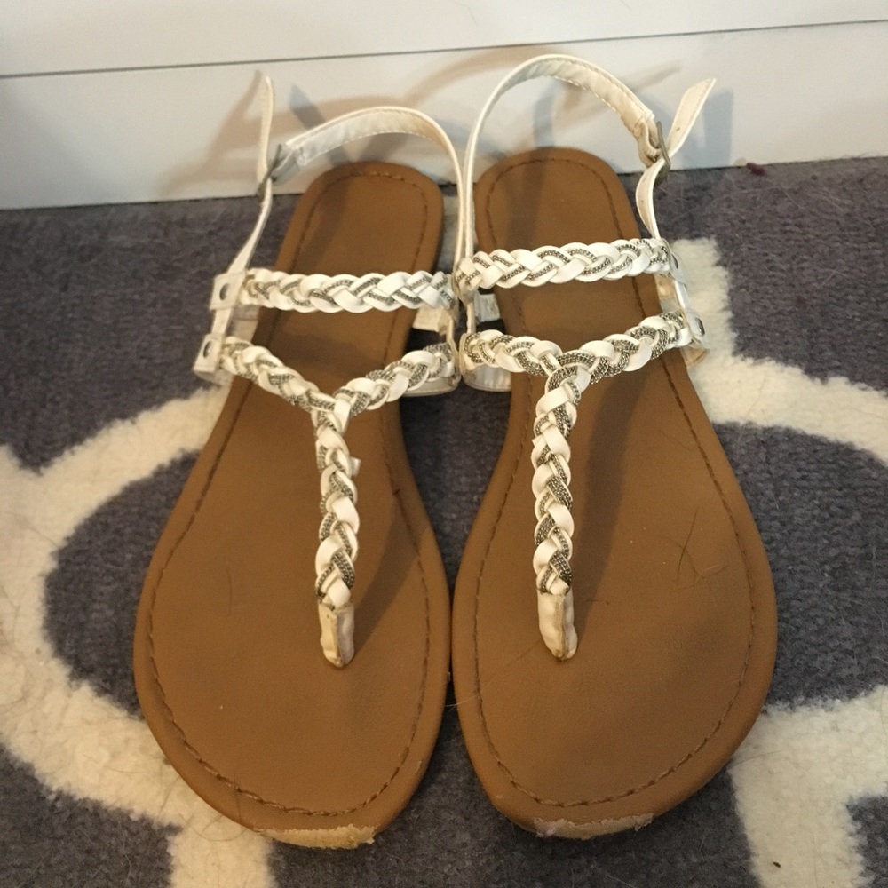 Sandals with Chain Detail